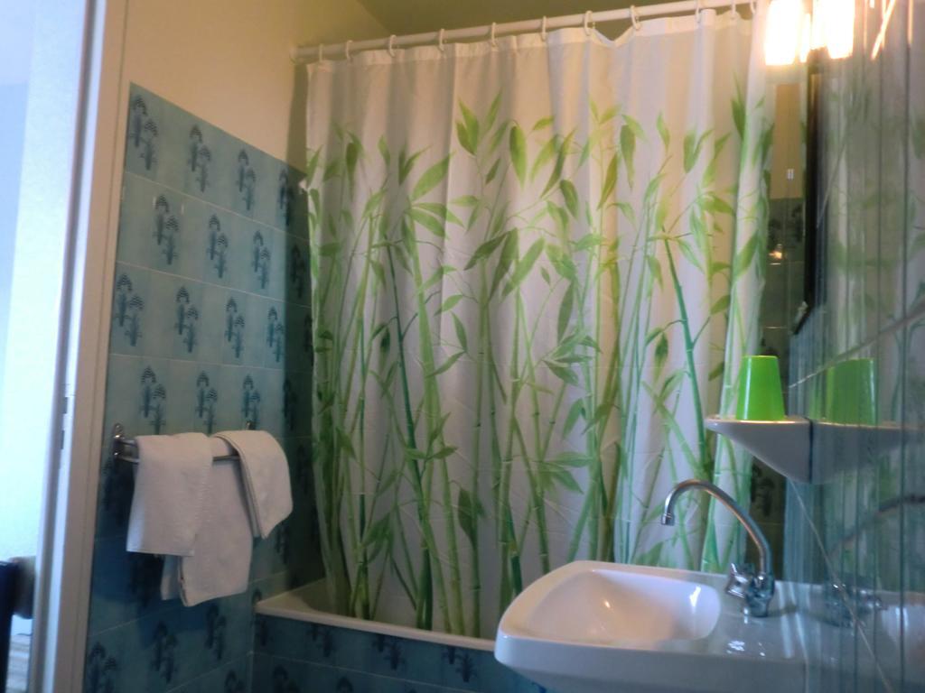 Hotel Bar Des Arenes Pontonx-sur-l'Adour ภายนอก รูปภาพ