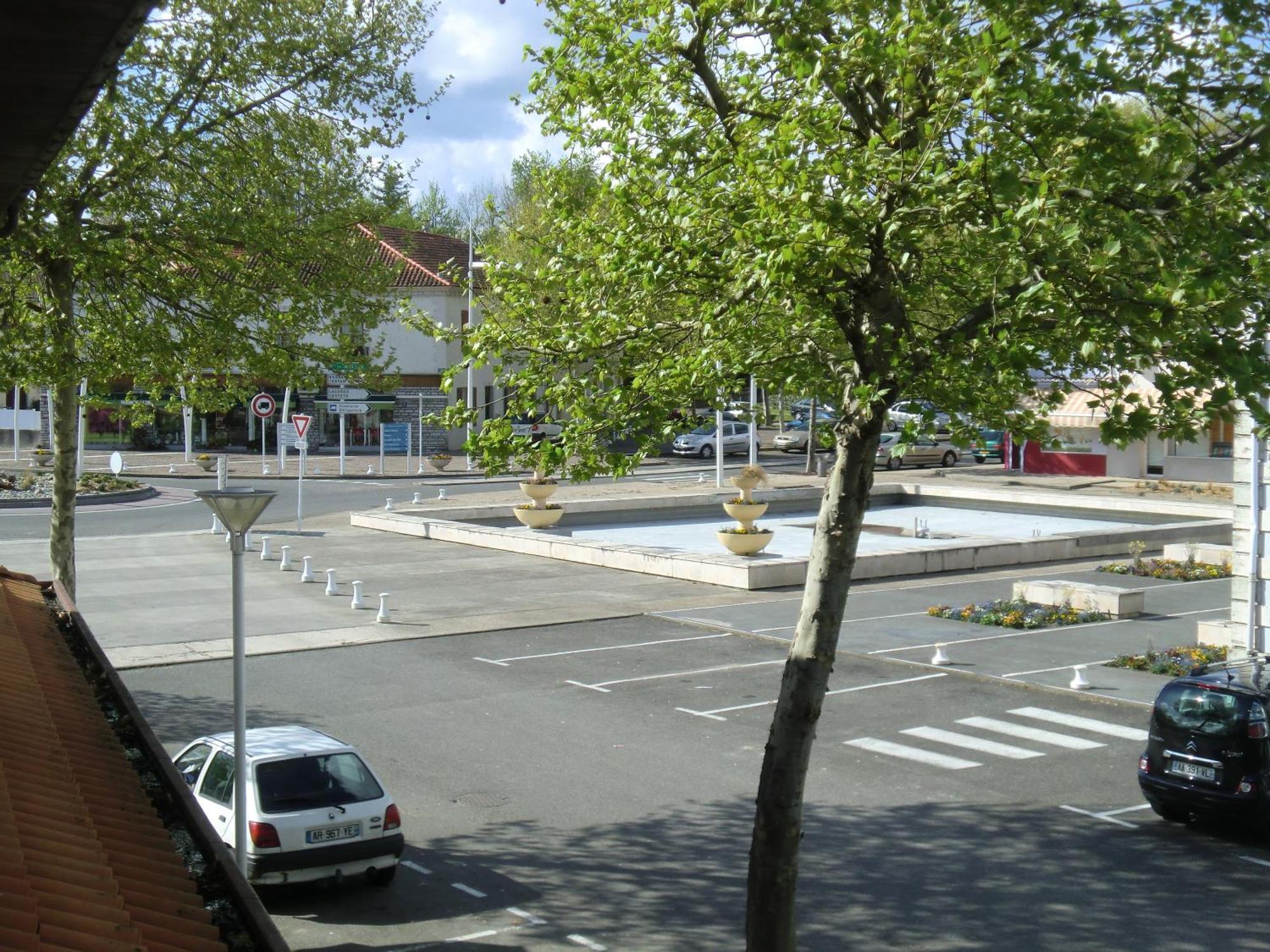 Hotel Bar Des Arenes Pontonx-sur-l'Adour ภายนอก รูปภาพ